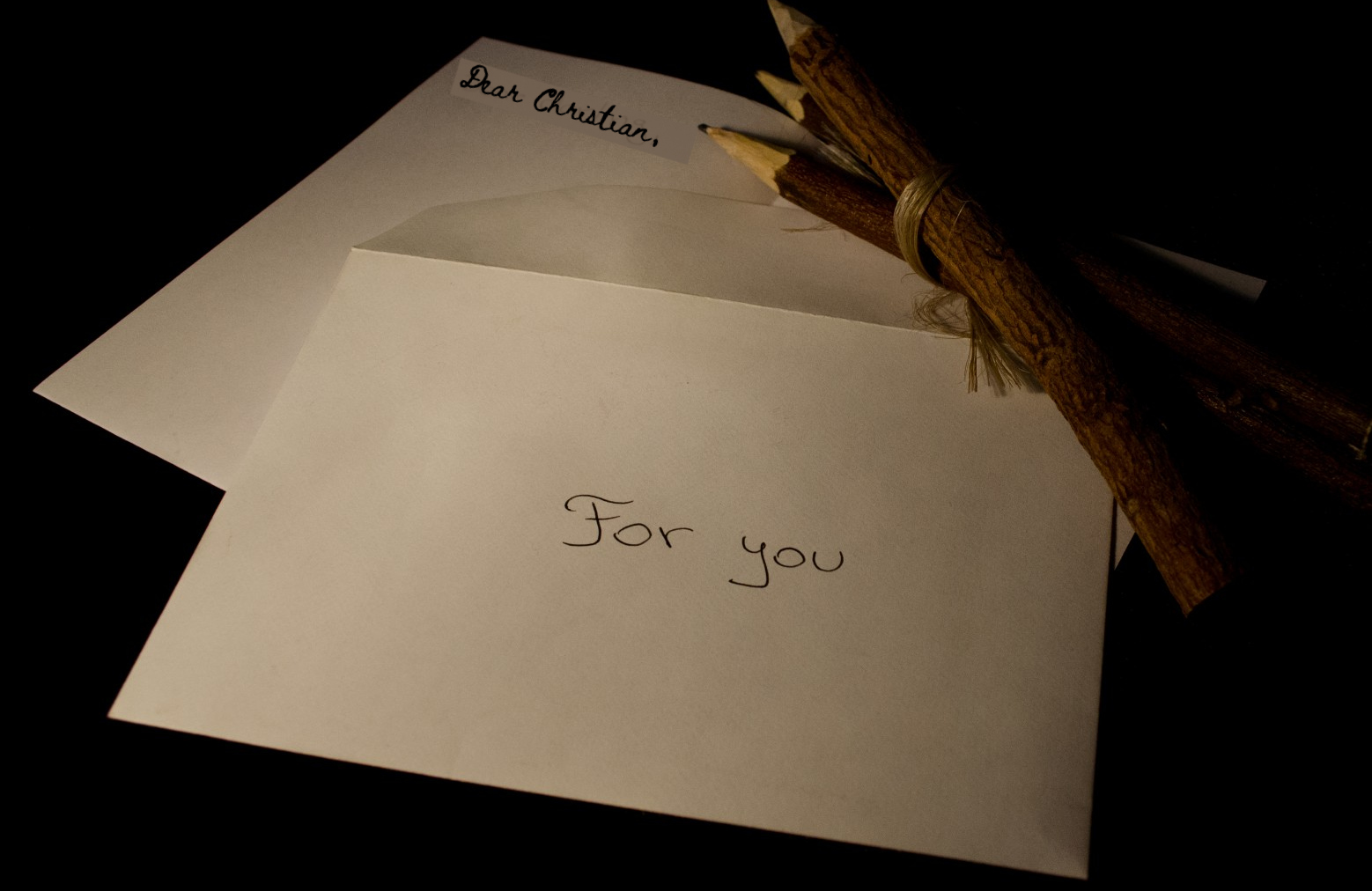 Image modified. Original image by George Hodan (CC0 Public Domain)